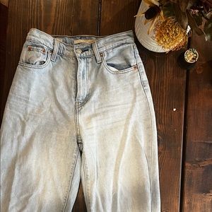 Levi’s Barrel Leg Jean sz 24